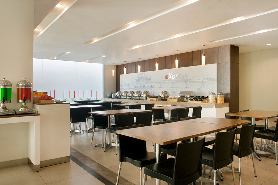 Amaris Hotel Darmo - Surabaya