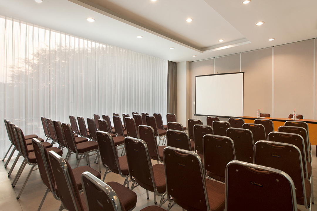 Amaris Hotel Darmo - Surabaya