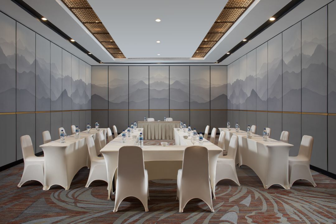 Hotel Santika Premiere Padang