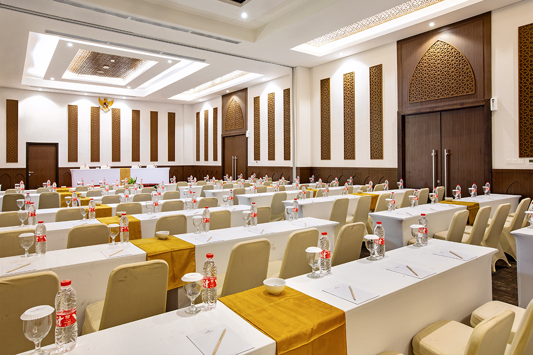 Hotel Santika Gresik